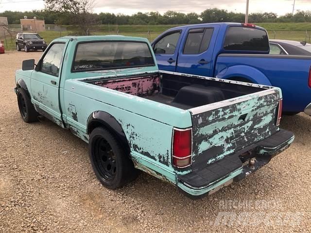 Chevrolet S10 Další