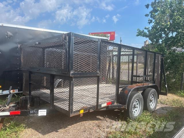 CM  Balíkové přívěsy