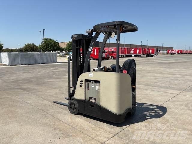 Crown RC5500 Akumulátorové vozíky