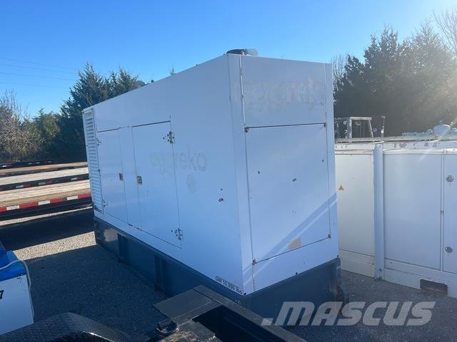 Cummins 200 Naftové generátory