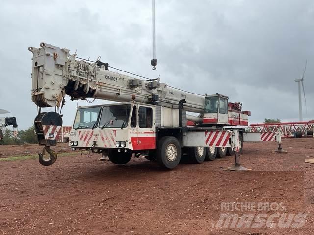 Demag HC340 Univerzální terénní jeřáby