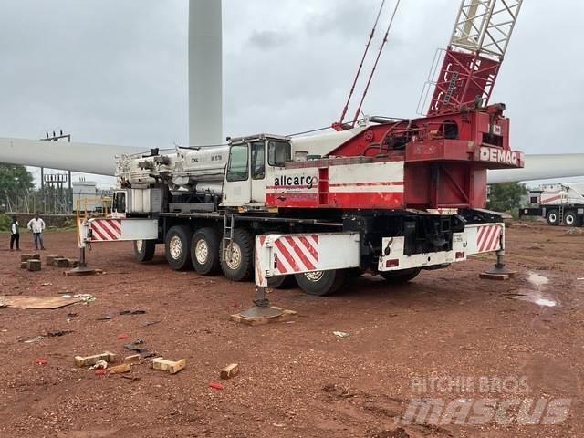 Demag HC340 Univerzální terénní jeřáby
