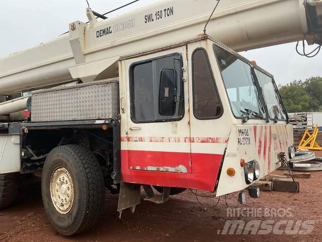 Demag HC340 Univerzální terénní jeřáby