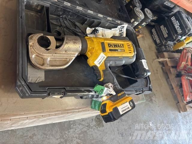 DeWalt DCE300 Stavebnictví - ostatní