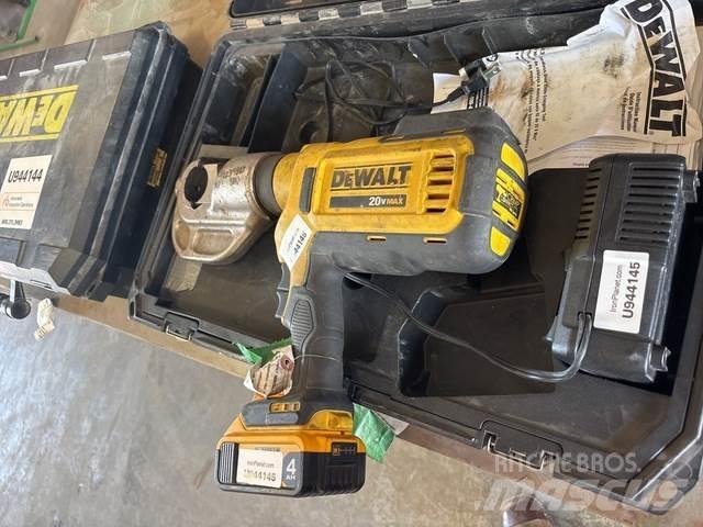 DeWalt DCE300 Stavebnictví - ostatní