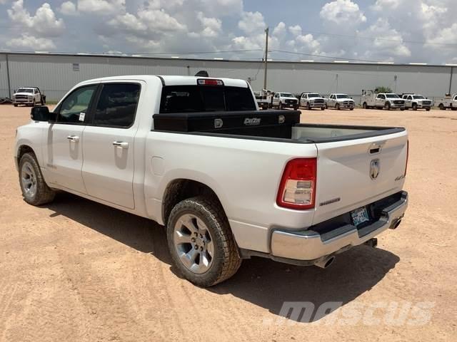 Dodge 1500 Další