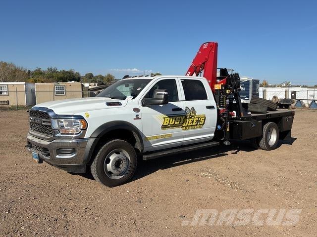 Dodge 5500 Autojeřáby, hydraulické ruky