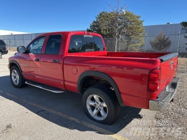 Dodge Ram 1500 Další