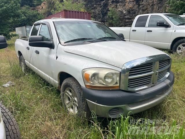 Dodge Ram 1500 Další