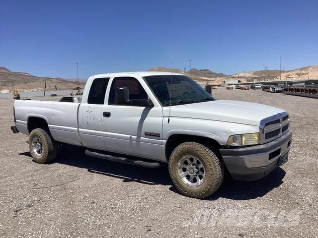 Dodge Ram 2500 Další