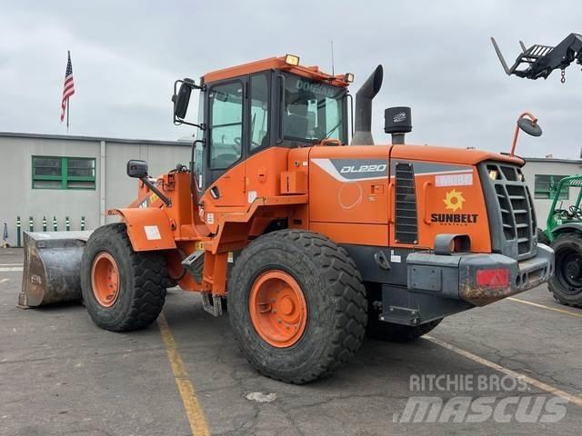 Doosan DL220-5 Kolové nakladače