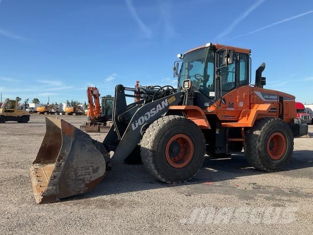 Doosan DL250-5 Kolové nakladače