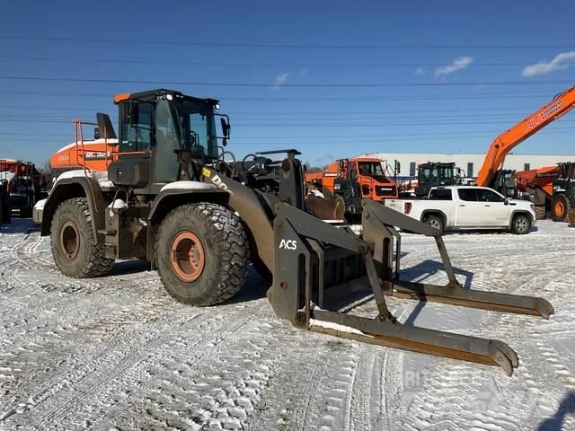 Doosan DL320-7 Kolové nakladače