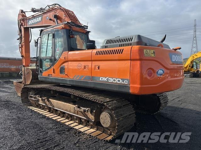 Doosan DX300LC Pásová rýpadla