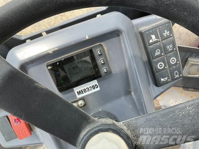 Dynapac CA305 Tahačové válce