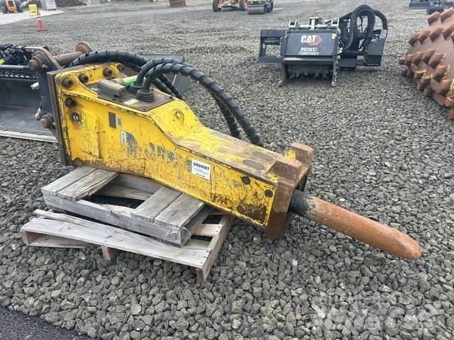 Epiroc MB1200 Bourací kladiva / Sbíječky