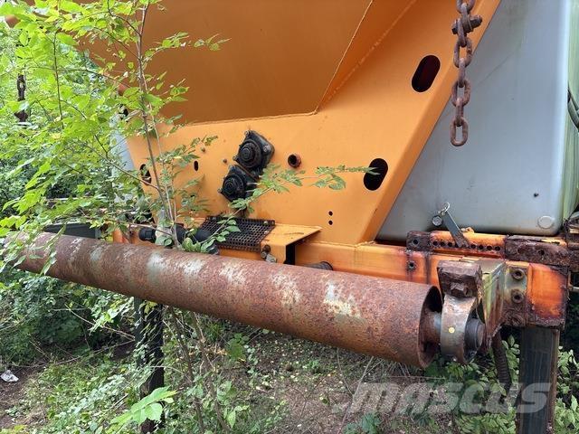 Epoke SH3500 Sypače písku a soli