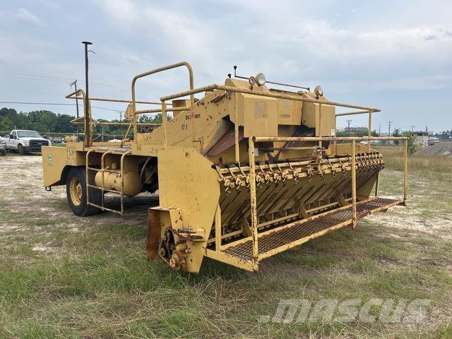 Etnyre  Sypače písku a soli