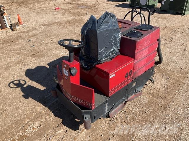 Factory Cat  Vnitřní zametací stroje