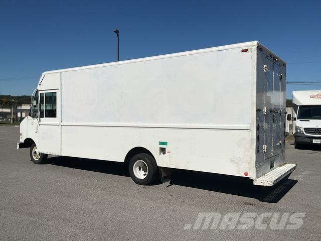 Ford  Skříňová nástavba