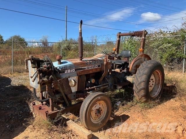 Ford 2810 Kompaktní traktory