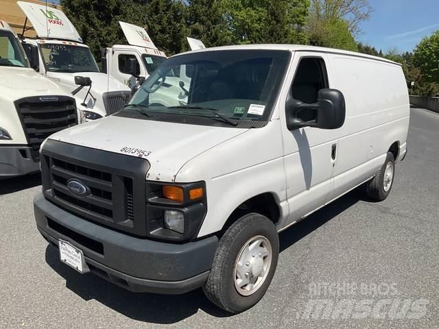 Ford E-150 Dodávky