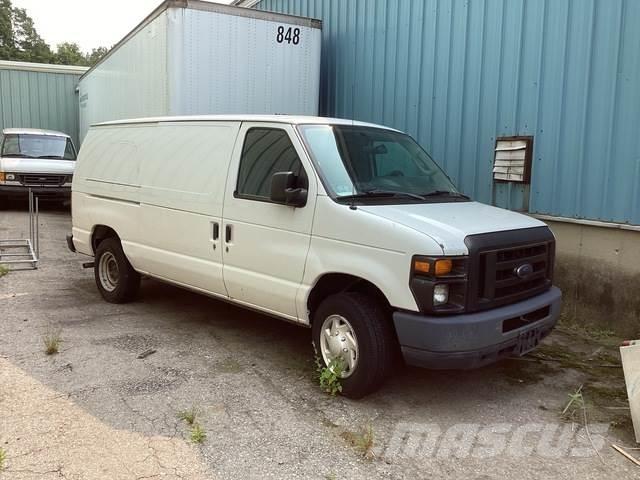 Ford E-150 Dodávky
