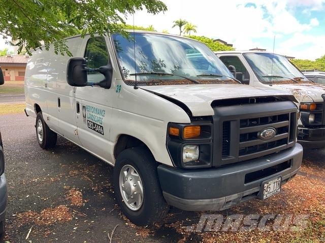 Ford E-250 Dodávky