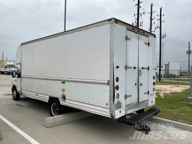 Ford E-350 Dodávky