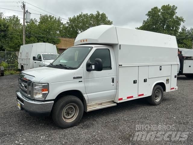 Ford E-350 Pick up/Valník