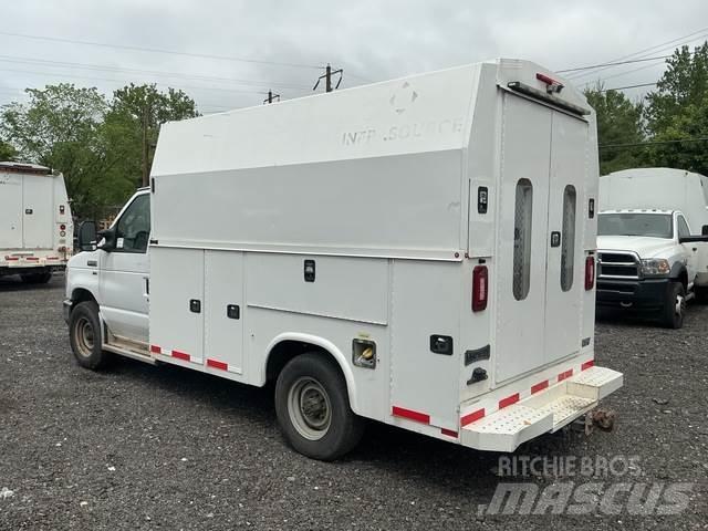 Ford E-350 Pick up/Valník