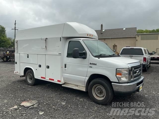 Ford E-350 Pick up/Valník