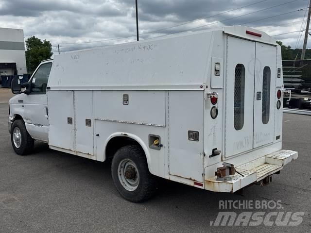Ford E-350 Pick up/Valník