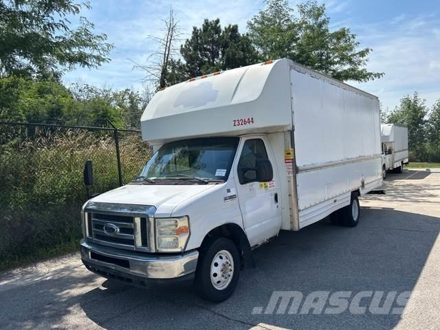 Ford E-350 Dodávky