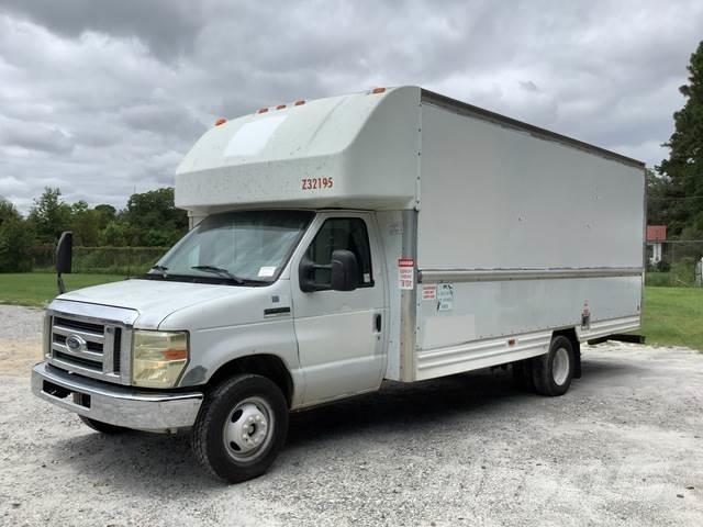 Ford E-350 Dodávky
