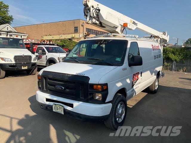 Ford E-350 Autoplošiny