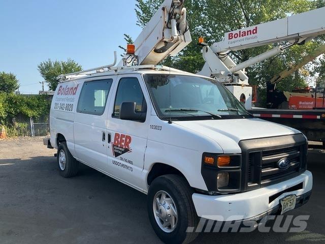 Ford E-350 Autoplošiny