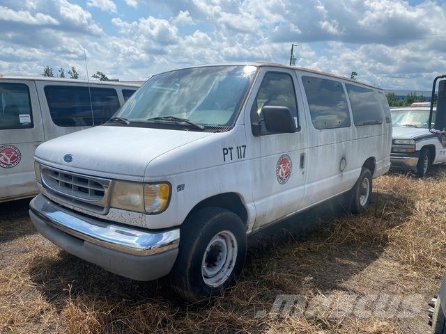 Ford E-350 Osobní vozy