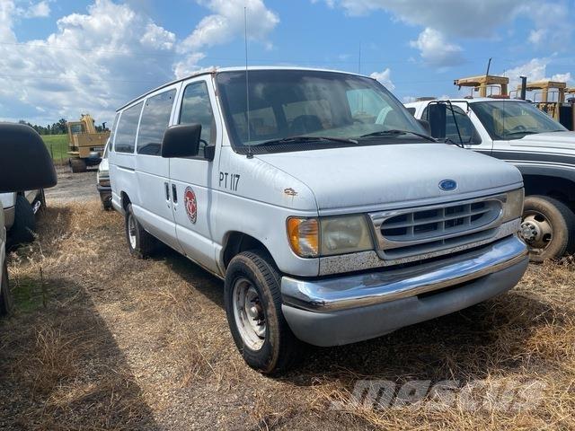 Ford E-350 Osobní vozy