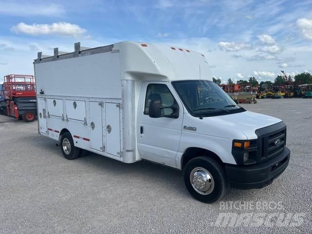 Ford E-450 Pick up/Valník