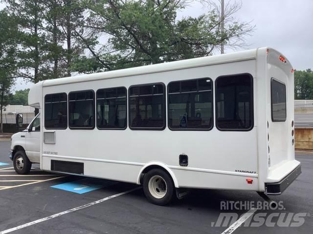 Ford E-450 Minibusy