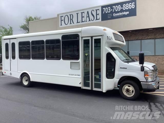 Ford E-450 Minibusy
