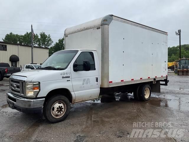 Ford E450 Dodávky