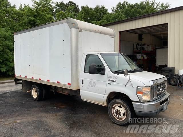 Ford E450 Dodávky