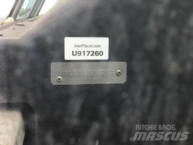 Ford Econoline Skříňová nástavba
