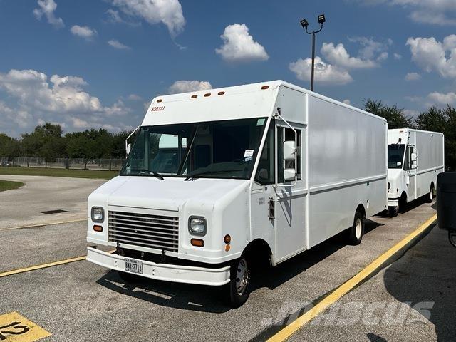 Ford Econoline Skříňová nástavba