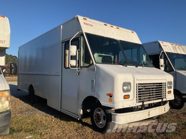 Ford Econoline Skříňová nástavba
