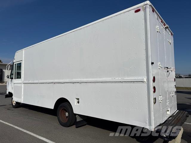 Ford Econoline Skříňová nástavba