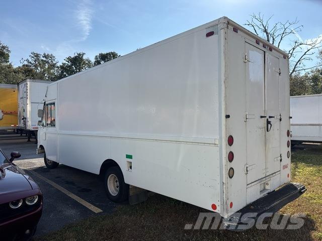 Ford Econoline Skříňová nástavba