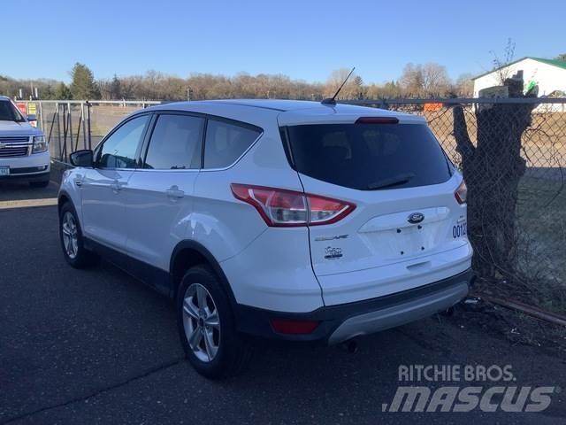 Ford Escape Osobní vozy